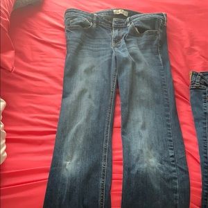 3 pairs of Hollister Co. jeans size 7